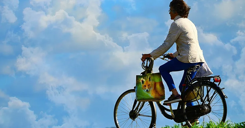 Choisir son itinéraire vélo en europe quand on débute seul